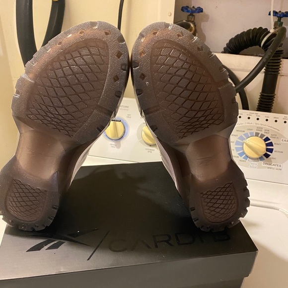 Cardi B Reebok - Picture 3 of 3